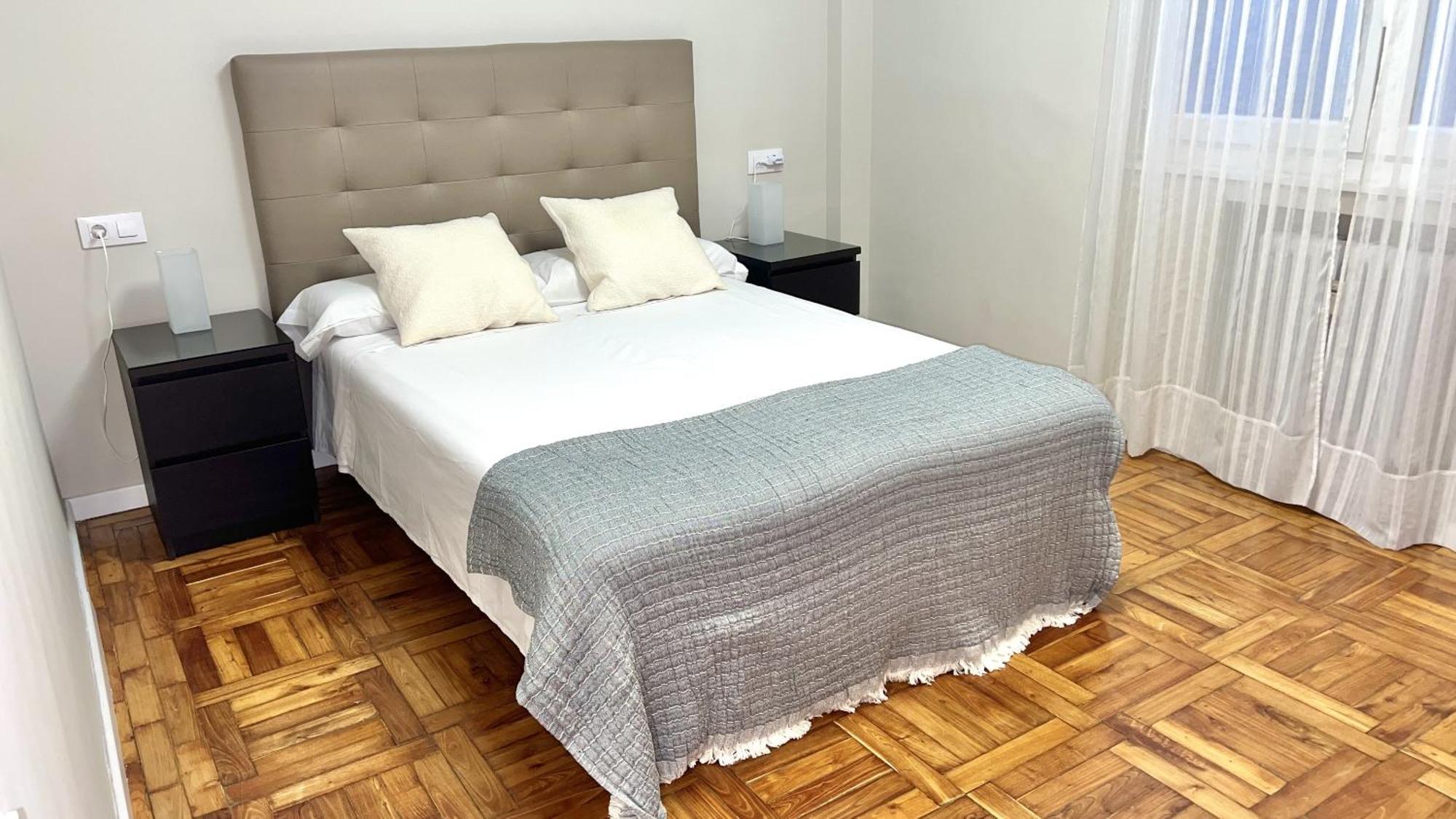Vetusta Nest Appartement Oviedo Buitenkant foto