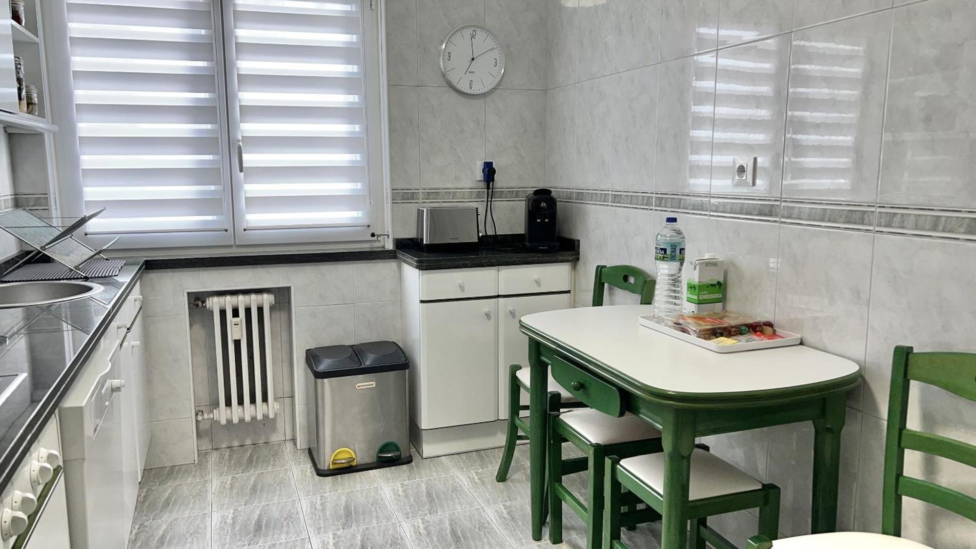 Vetusta Nest Appartement Oviedo Buitenkant foto