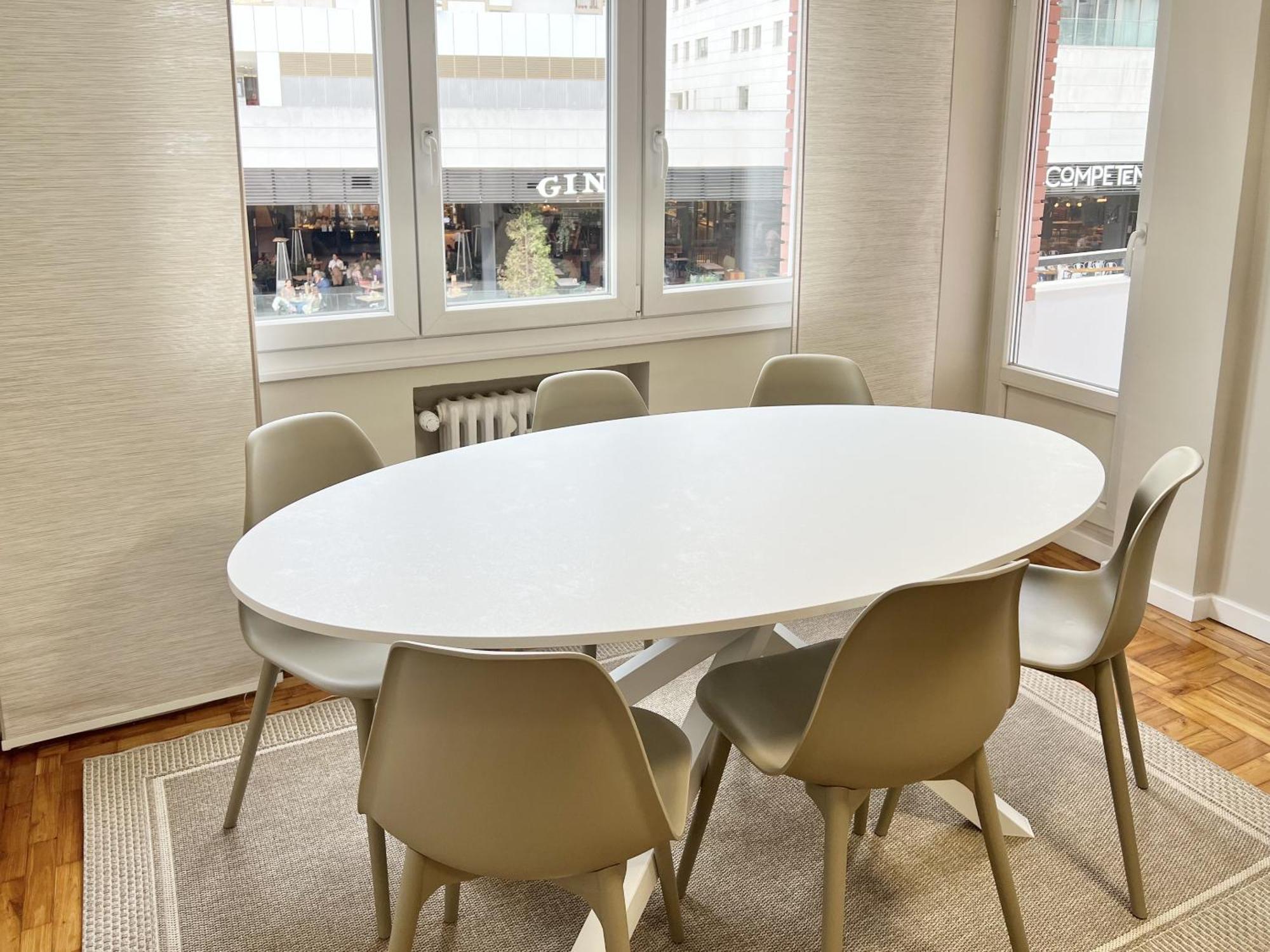 Vetusta Nest Appartement Oviedo Buitenkant foto
